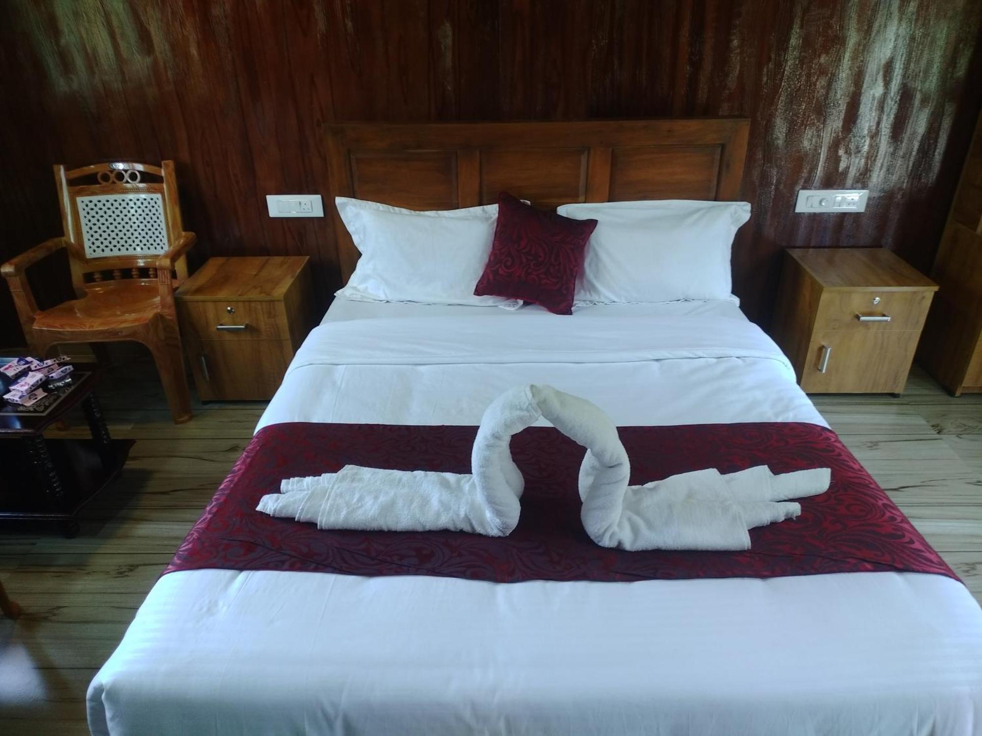 Don'S River Valley Jungle Resort Maraiyur Экстерьер фото